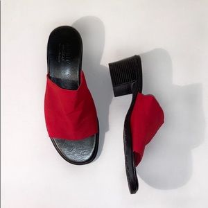 Munro American slip on sandal